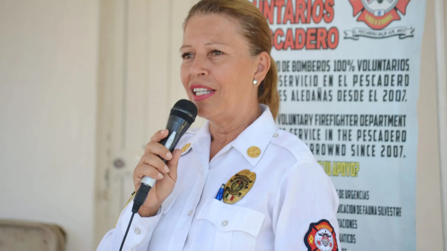 reconoces a bomberos voluntarios